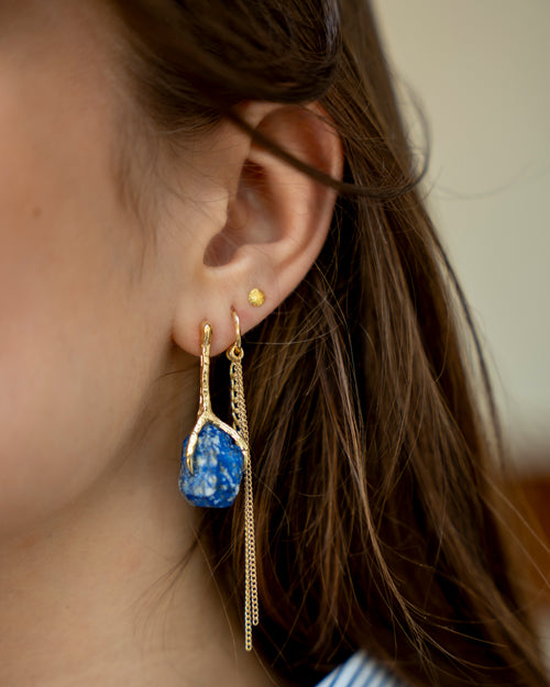 Claw Stud Lapiz Lazuli Earring (one piece)