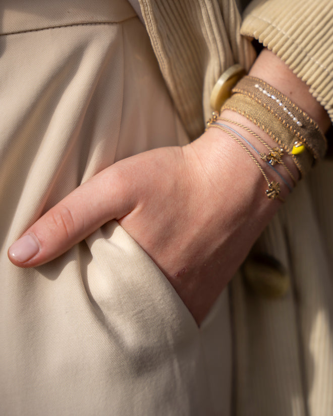 Vintage Linnen Bracelet Pearls Beige