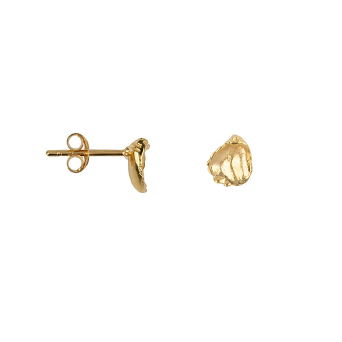 Mini Oyster Stud Earring