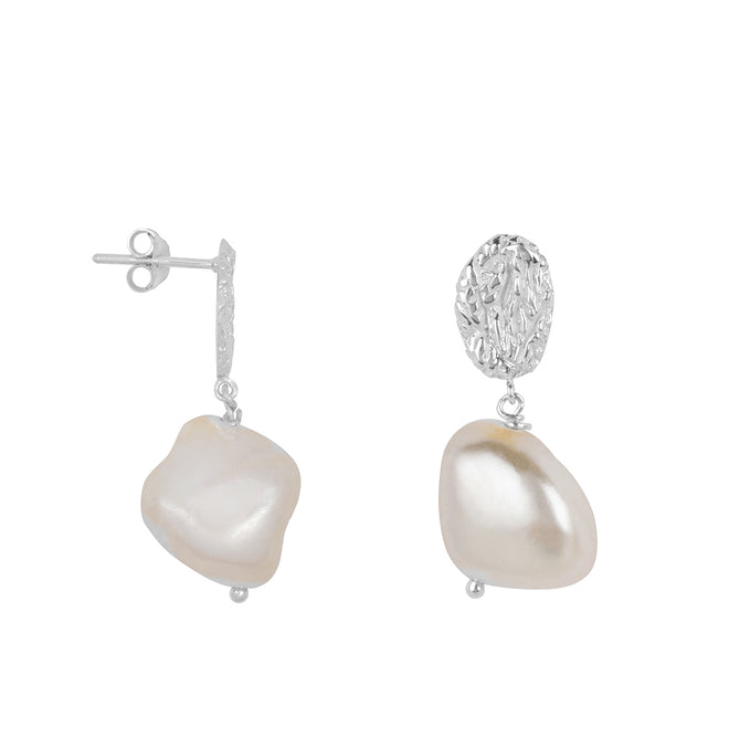 Hammered Oval Stud Big Pearl Earring