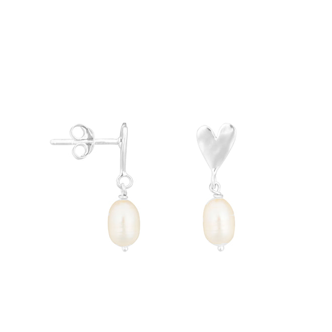 Medium Heart Pearl Stud Earring